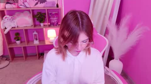 Snapshot of coconut_mia chatting on 28, 6, 2026 Mia online show from 28, 6, 2026