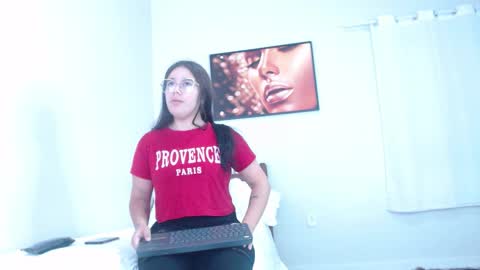 Snapshot of coconutt_oil chatting on 9, 2, 2026 coconutt_oil online show from 9, 2, 2026