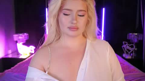 onlyfans amyleyy online show from 6, 3, 2025