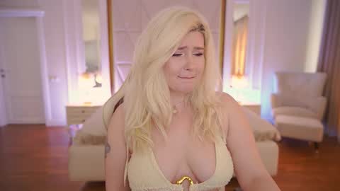 onlyfans amyleyy online show from 19, 3, 2026