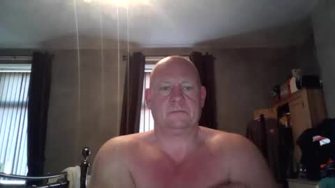 col4nows online show from 26, 11, 2025