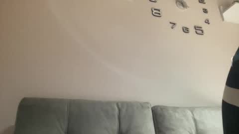 colambus83 online show from 14, 2, 2026