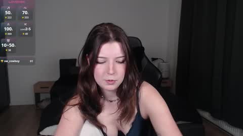 Snapshot of colaux chatting on 18, 10, 2025 Denise online show from 18, 10, 2025