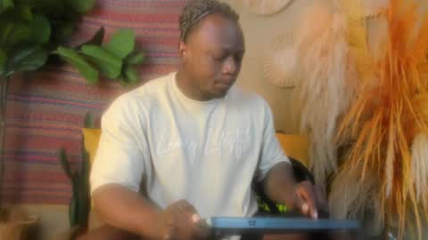 Snapshot of colethunder chatting on 17, 12, 2024 ColeThunder online show from 17, 12, 2024