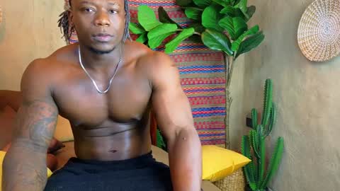 Snapshot of colethunder chatting on 17, 12, 2024 ColeThunder online show from 17, 12, 2024