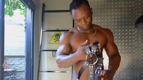 Snapshot of colethunder chatting on 12, 1, 2025 ColeThunder online show from 12, 1, 2025