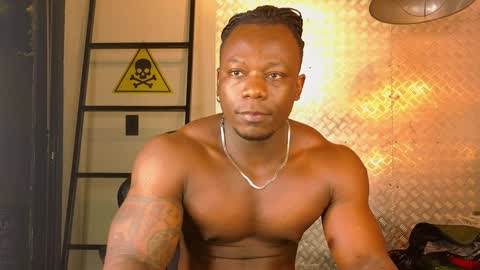 Snapshot of colethunder chatting on 13, 1, 2025 ColeThunder online show from 13, 1, 2025