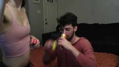 Snapshot of college_packing_8 chatting on 16, 11, 2025 college_packing_8 online show from 16, 11, 2025