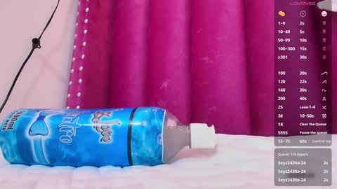  MEGAN  online show from 29, 1, 2025