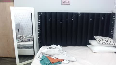  GRETCHEN  online show from 11, 1, 2025