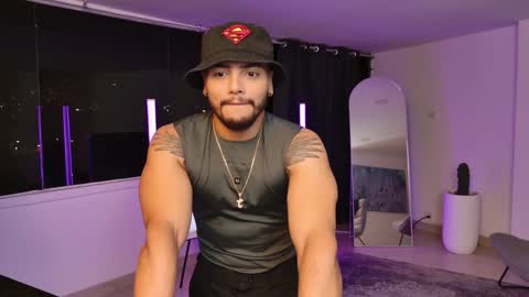 Jhoan online show from 11, 11, 2025