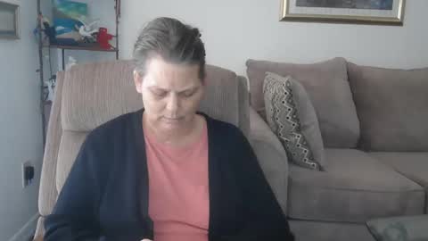 comeback pussy online show from 6, 3, 2025