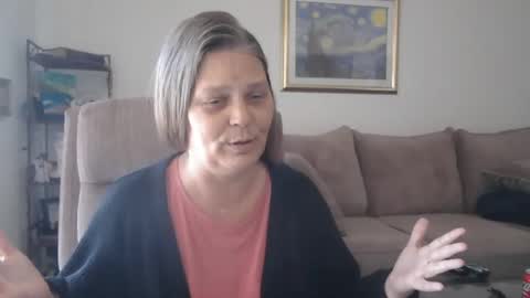 comeback pussy online show from 7, 3, 2025