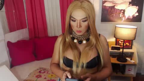 QUEEN SABRINA online show from 24, 12, 2024