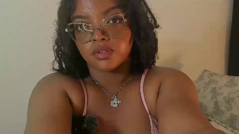 Snapshot of conielaurenth chatting on 8, 6, 2026 conielaurenth online show from 8, 6, 2026