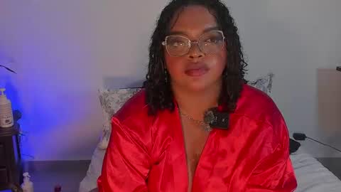 Snapshot of conielaurenth chatting on 5, 7, 2026 conielaurenth online show from 5, 7, 2026
