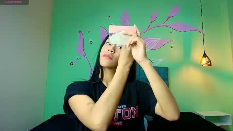 C O N N I E online show from 3, 11, 2025