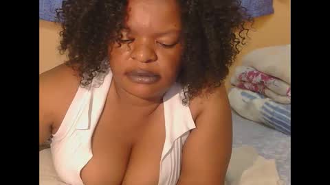 Snapshot of conny685249 chatting on 9, 9, 2025 conny online show from 9, 9, 2025