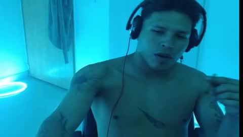 Snapshot of constantin_blessed_69 chatting on 18, 10, 2025 constantin_blessed_69 online show from 18, 10, 2025
