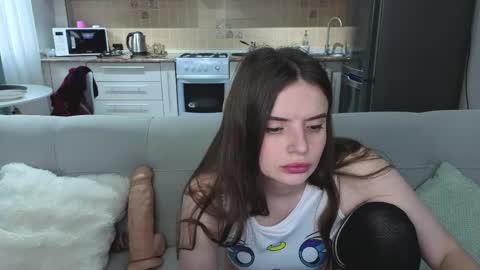 Snapshot of cookies_duo chatting on 24, 4, 2026 Alice untill 16 th February online show from 24, 4, 2026