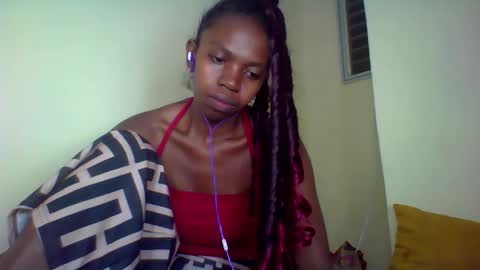 coquine_lara online show from 19, 4, 2026