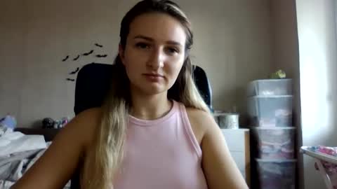 cora_fora online show from 7, 10, 2025