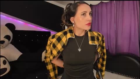 Coral  online show from 10, 3, 2026