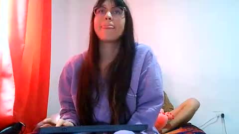 coral_smit13 online show from 23, 2, 2026