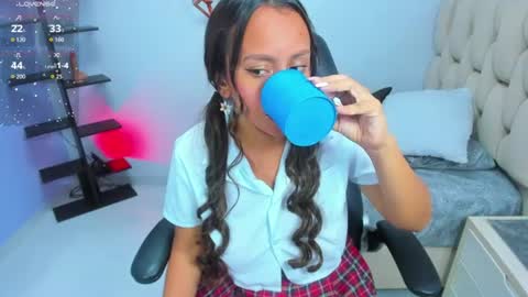 Snapshot of coralebaez chatting on 13, 6, 2026 CORALE online show from 13, 6, 2026