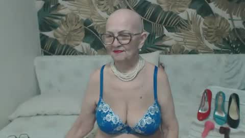 Snapshot of corssika chatting on 19, 6, 2026 corssika online show from 19, 6, 2026