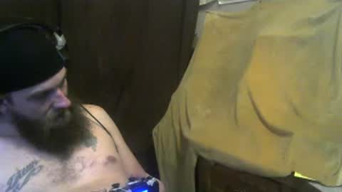 Alaskawildcouple online show from 2, 1, 2025