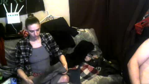 Alaskawildcouple online show from 6, 1, 2025