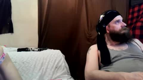 Alaskawildcouple online show from 12, 3, 2025