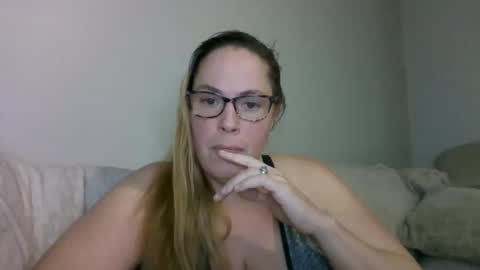 Fallen Angel 21 online show from 24, 11, 2025