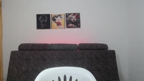 Snapshot of couple_sexandlove chatting on 10, 3, 2025 ALEJANDRO Y EMILY online show from 10, 3, 2025
