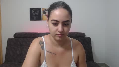 Snapshot of couple_sexandlove chatting on 11, 3, 2025 ALEJANDRO Y EMILY online show from 11, 3, 2025