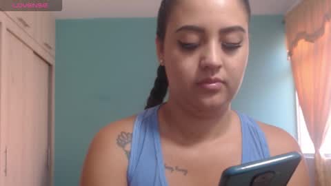  ALEJANDRO Y EMILY  online show from 18, 1, 2026