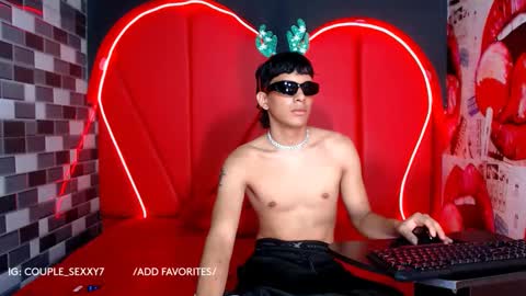 Snapshot of couple_sexxy7 chatting on 20, 12, 2024 MIA LIZ AND SAM online show from 20, 12, 2024