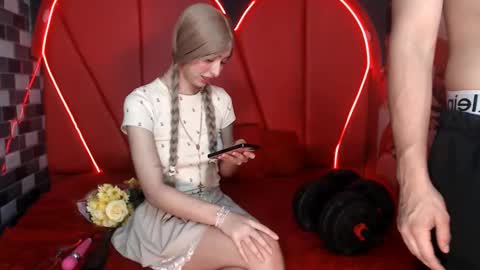 Snapshot of couple_sexxy7 chatting on 22, 9, 2025 MIA LIZ AND SAM online show from 22, 9, 2025