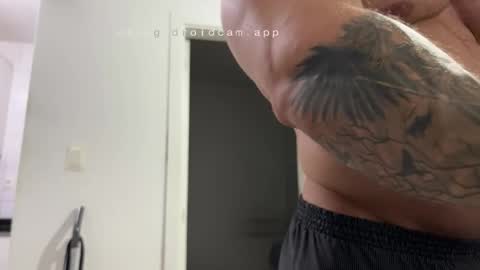 couplemuscle40 online show from 4, 3, 2026