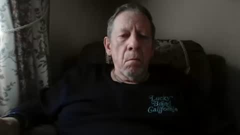 courieral1 online show from 5, 12, 2025