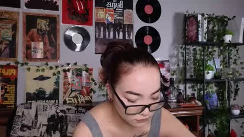 Yuna online show from 18, 11, 2025