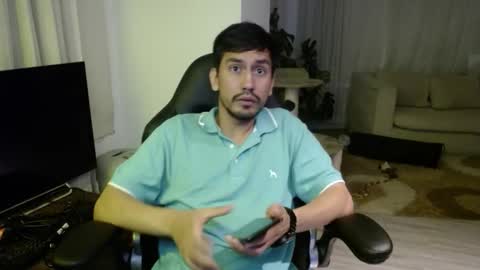 Snapshot of cowboy_co chatting on 26, 10, 2025 cowboy_co online show from 26, 10, 2025