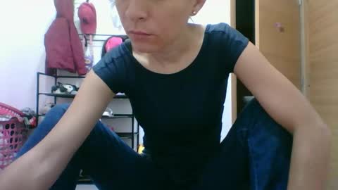 Snapshot of cowmarce chatting on 18, 1, 2026 Marce Online 1pm - 7pm gmt-5 online show from 18, 1, 2026