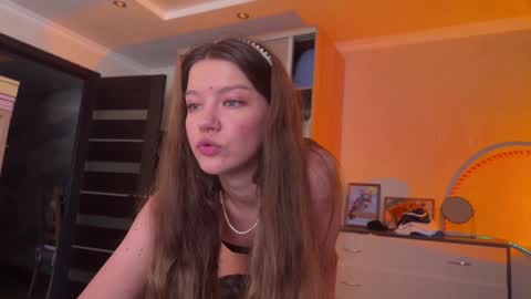Snapshot of coyness_geneva chatting on 8, 12, 2024 Geneva online show from 8, 12, 2024