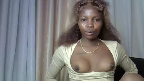 Snapshot of craizybitch chatting on 2, 2, 2026 craizybitch online show from 2, 2, 2026