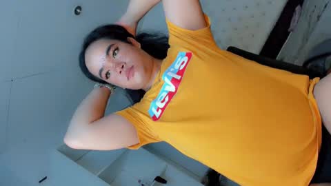 Hot Ayisha online show from 10, 1, 2025