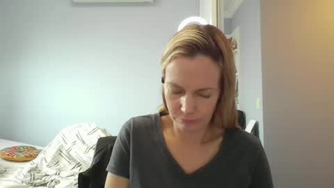 Anny online show from 10, 2, 2026