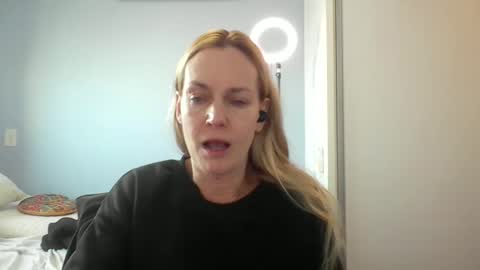 Snapshot of crazyanny chatting on 9, 6, 2026 Anny online show from 9, 6, 2026