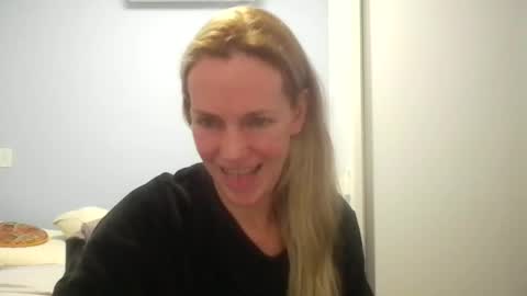 Snapshot of crazyanny chatting on 30, 6, 2026 Anny online show from 30, 6, 2026